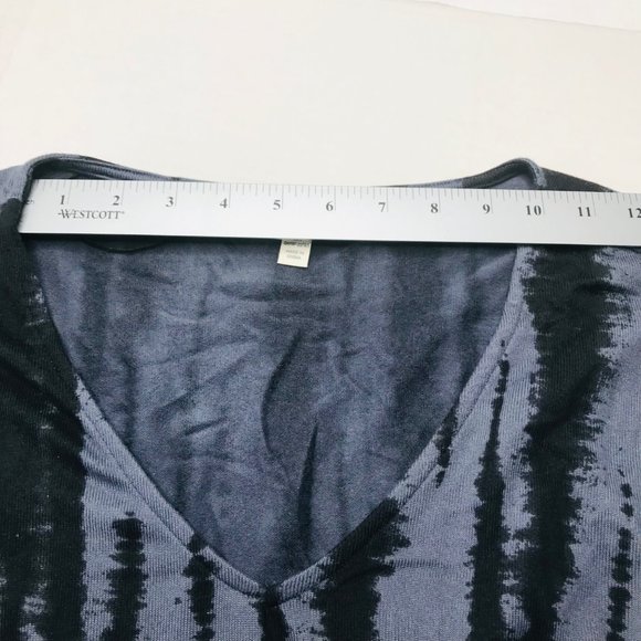 Terra And Sky Women's Size 2X 20W-22W V-Neck Twist Side Brushed Long Sleeve Top - Picture 7 of 15